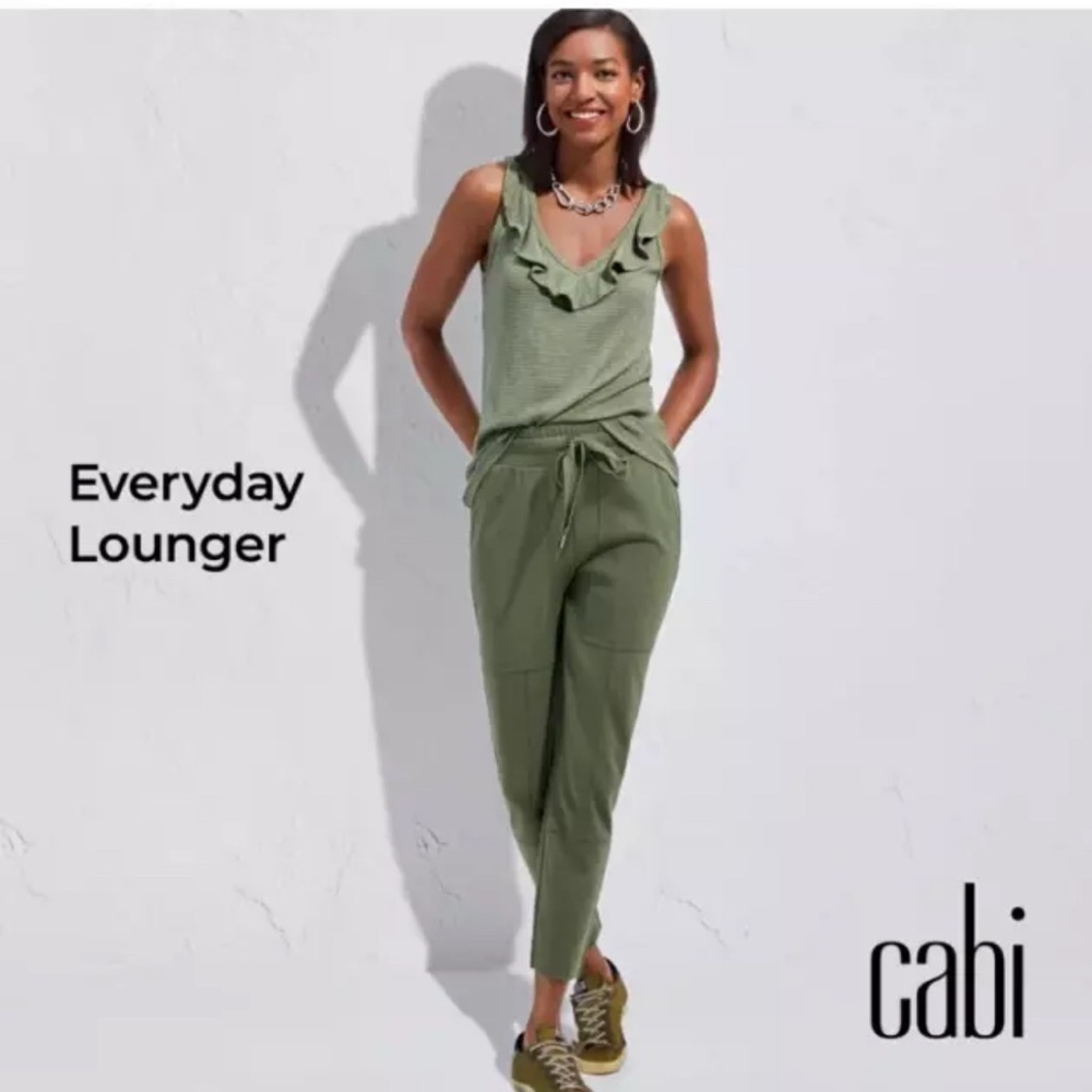 Cabi Everyday camo lounger -joggers